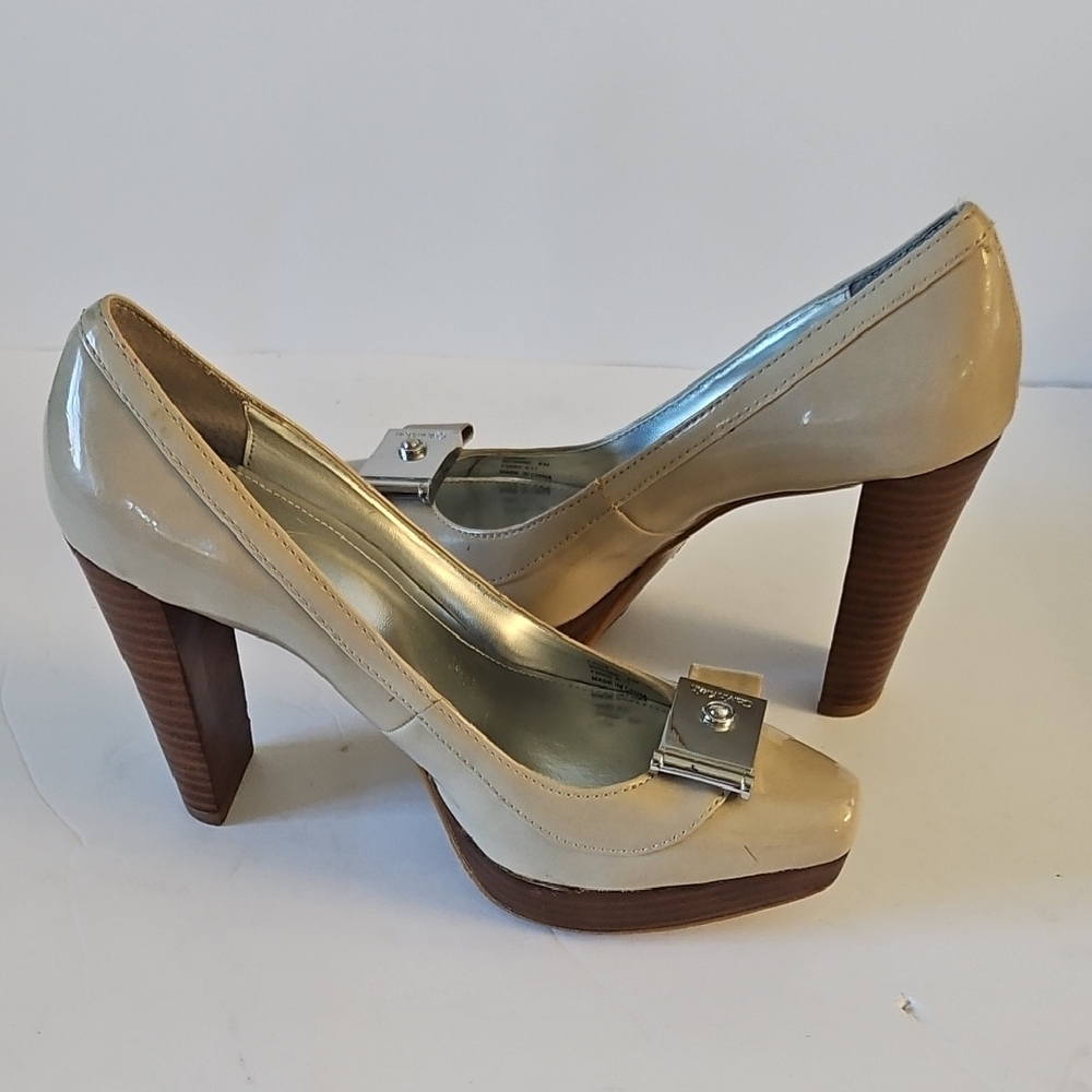 Calvin Klein Cream Patent Leather Platform Heels Size 6